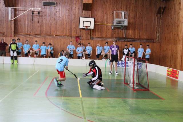 Naši studenti na florbalovém turnaji Subterra 2024